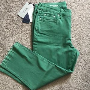 NWT Ankle Capri jean